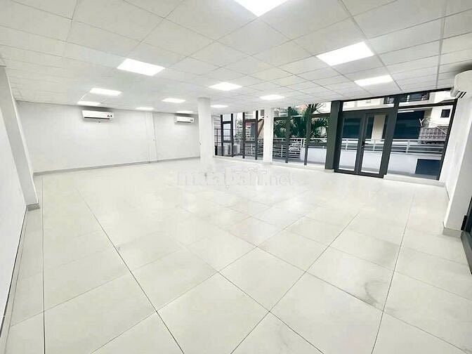 cho thuê văn phòng Điện Biên Phủ ngay trạm metro 360m2