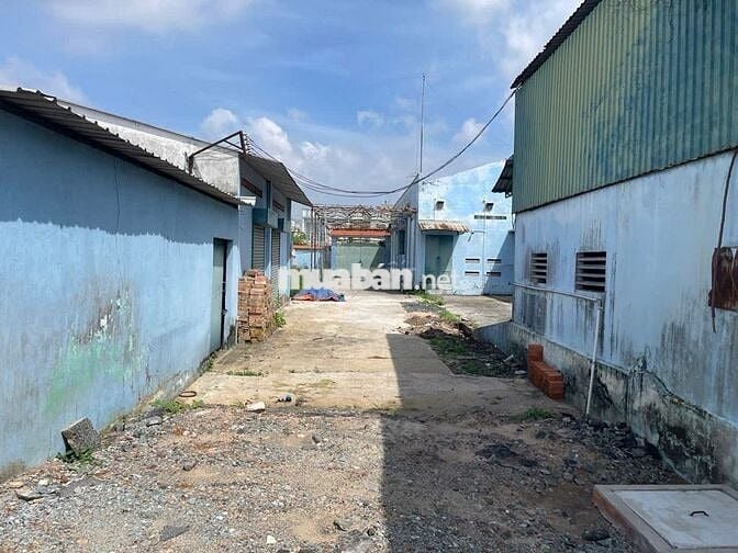 LÔ ĐẤT CỰC ĐẸP - CÓ KHU NHÀ XƯỞNG 500M2 - SÁT MẶT TIỀN PHẠM THỊ GIÂY
