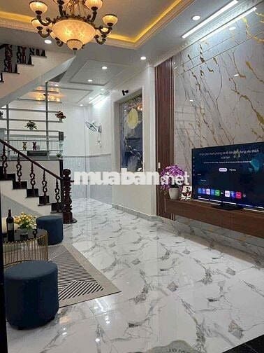 Nhà phố đẹp 4.7mx13 Full nội Thất – 4PN, 4WC – đường nhựa 7m – Quận 12