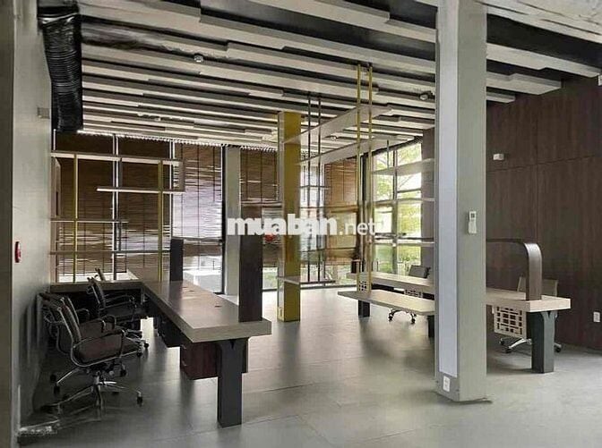 SIÊU VỊ TRÍ ĐẮC ĐỊA NGANG 20M MT HOÀNG DIỆU QUẬN 4 SD ~ 790M2