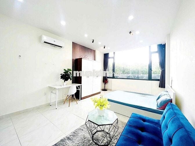 TRỐNG LẠI CĂN HỘ CỬA SỔ FULL NT MÁY GIẶT RIÊNG NGAY TRUNG TÂM Q1