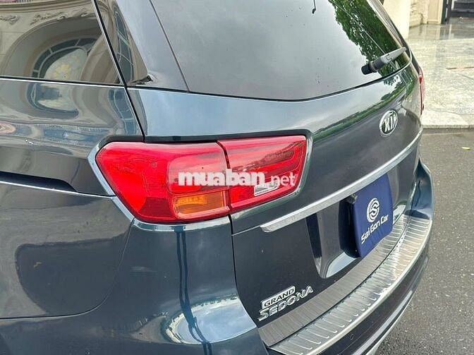 Kia Sedona 2019 2.2 DAT Luxury - 86000 km