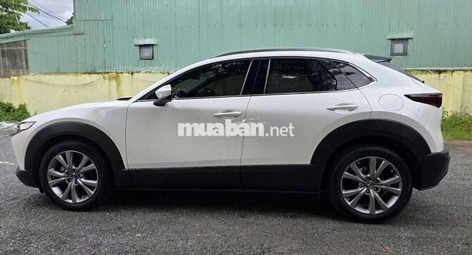Mazda CX-30 2022, màu trắng, odo 40.000km, sơn rin