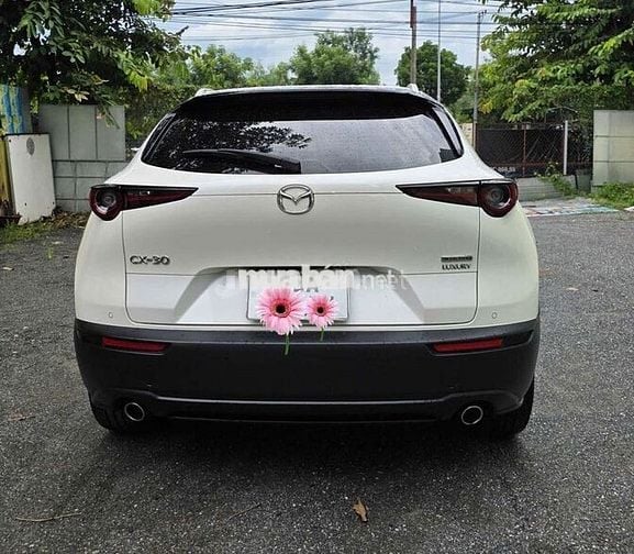 Mazda CX-30 2022, màu trắng, odo 40.000km, sơn rin