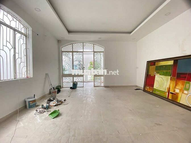 🏡[8mx30m]🏡BIỆT THỰ KIẾN TRÚC SANG TRỌNG❌TUYẾN NGUYỄN VĂN TRỖI P15 Q.PN