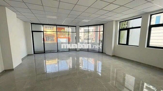 Cho thuê nhà GÓC 2MT đường Trần Khắc Chân với Hẻm 4m PTân Định, Quận 1