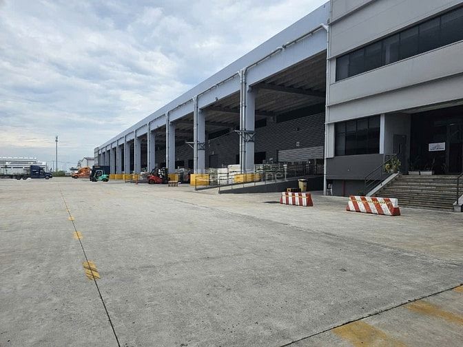 Cho thuê kho xưởng , DT: 13.000m² ,KCN Long Hậu, Long An, PCCC tự động