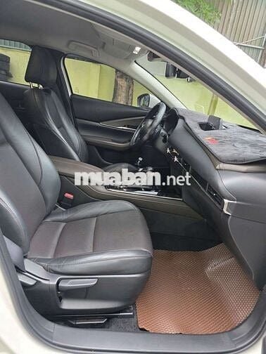 Mazda CX-30 2022, màu trắng, odo 40.000km, sơn rin