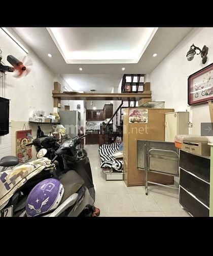 Bán nhà hẻm Võ Văn Tần P5 Q3 3,3x8m nở hậu 2 tầng chỉ 3,98 tỷ.