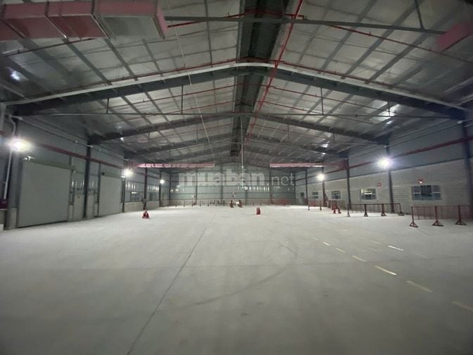 Cho thuê kho ,  DT:  1.400m2, 1.500m2 , 2.900m2 , Quốc Lộ 1A, Bình Tân