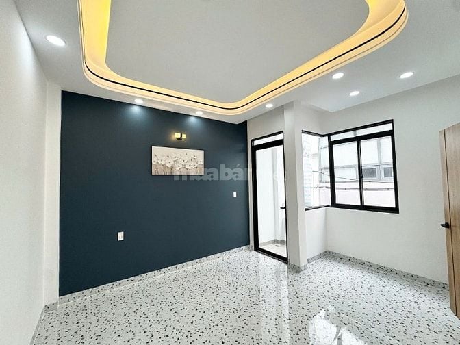 3 tầng đúc Mới tinh,xinh lung linh Dương Bá Trạc P1Q8 shr hoàn công đủ