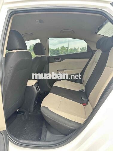 Hyundai Accent 2023 1.4 AT - 60000 km
