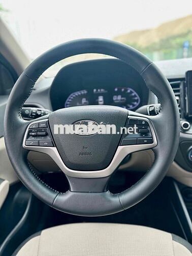 Hyundai Accent 2023 1.4 AT - 60000 km