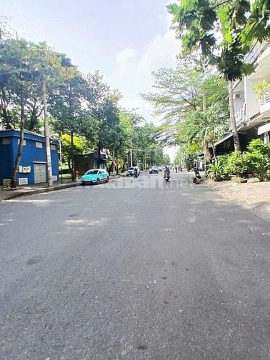 CHỈ 10 TỶ MIẾNG ĐẤT VÀNH ĐAI Q6 (4X21) 