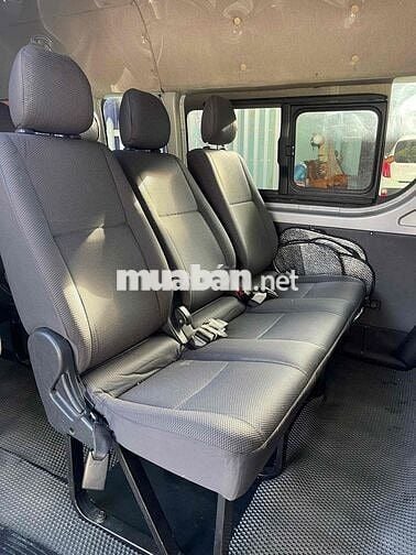 Toyota Hiace 2014 - Rin keng