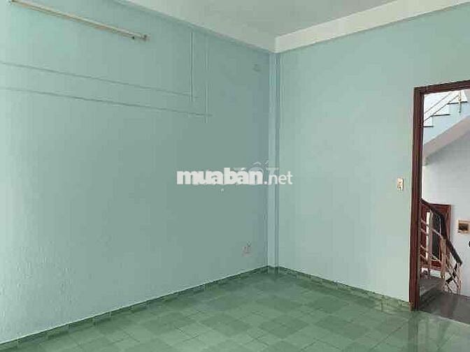 Nhà 3 Tầng, đường Đông Hưng Thuận 06, dt 90m2 ( 4,6 x 18 )💲Giá 5.7Tỷ.