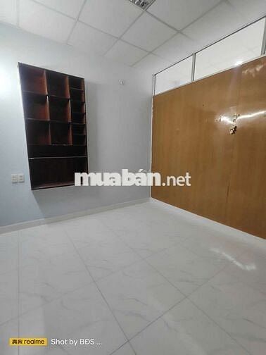Nhà mới 2 tầng gần đại học luật QL13, 8,5tr/tháng