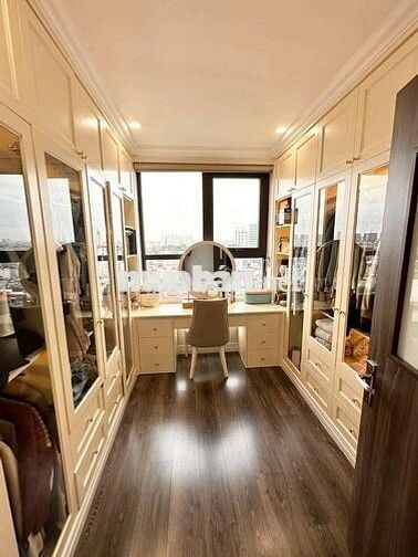 CỰC HIẾM! Cc HPC Nguyễn Sơn. 100m2. 3ngủ. Căn góc. Giá 10tỷ