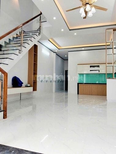 TRUNG TÂM PHƯỜNG TÂN TRIỀU NHÀ 1 LẦU 1 TRỆT  SỔ RIÊNG THỔ CƯ