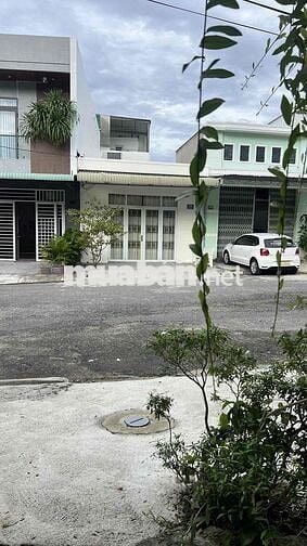 Bán cặp lô xây khách sạn ,căn hộ đường Triệu Quang Phục