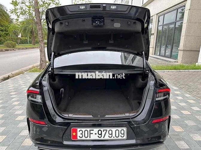 VinFast Lux A2.0 2019 2.0 AT - 85000 km