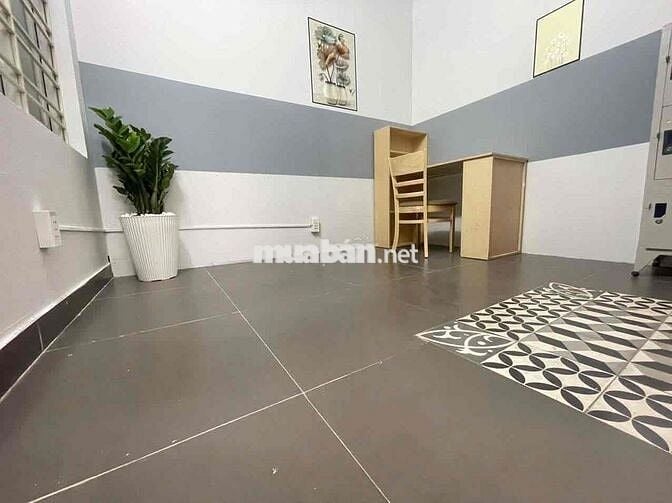 Chính chủ cho thuê trống lại kiot trệt 2 phòng ngủ ngay Cầu Bình Lợi
