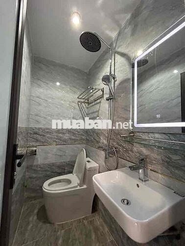 BÁN NHÀ PHÂN LÔ TRẦN DUY HƯNG 6  TẦNG THANG MÁY