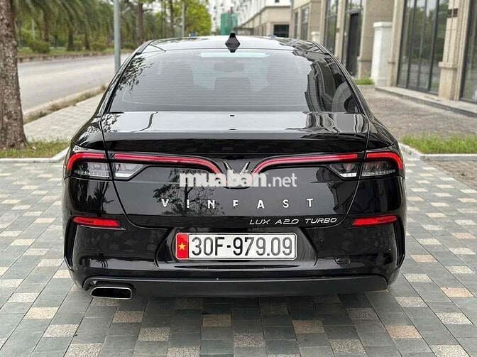 VinFast Lux A2.0 2019 2.0 AT - 85000 km