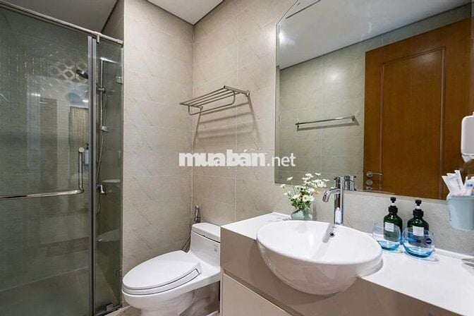 CHỦ GIẢM GIÁ MẠNH CHO KHÁCH VÀO Ở LIỀN CĂN 1PN VINHOMES VIEW ĐẸP