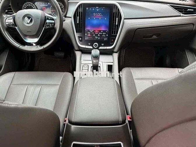 VinFast Lux A2.0 2019 2.0 AT - 85000 km