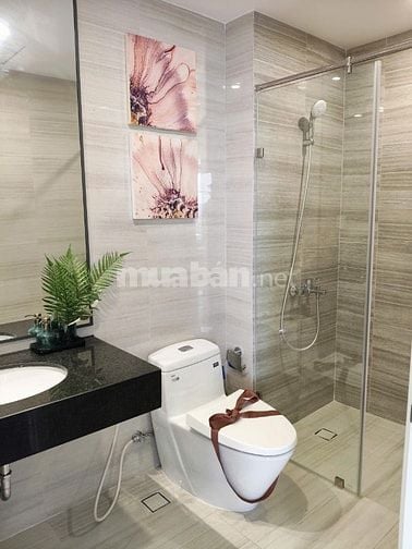 Căn Hộ cao cấp The Emerald 2PN 2,1 tỷ/62m2 view hồ bơi sổ sẵn vay 80%