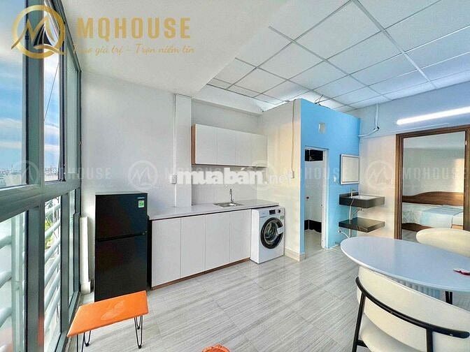 Căn Hộ 1 PN Tách Bếp View Kính Full Nội Thất New Công Viên Làng Hoa