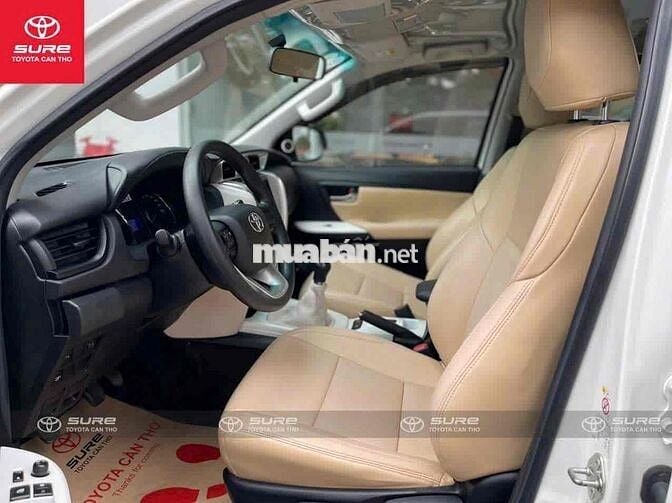 Toyota Fortuner 2020 2.4MT 4x2 MT  - xe hãng