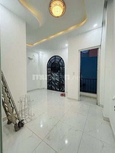 Cần bán nhà hẻm đường Huỳnh Tấn phát quận 7 