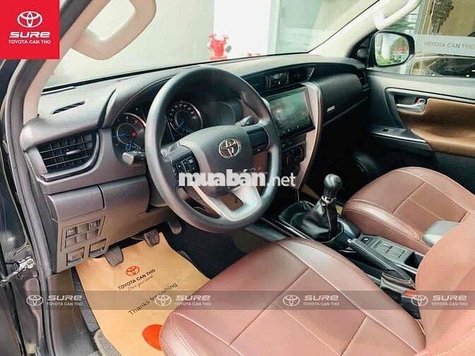 Toyota Fortuner 2018 2.4G 4x2 MT - siêu cọp