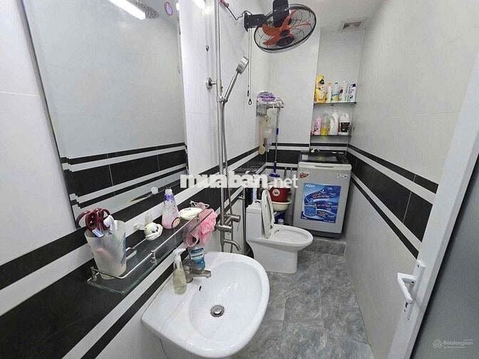 nhà lầu hẻm thông đường Linh Đông tiện kinh doanh buôn bán làm cty vp