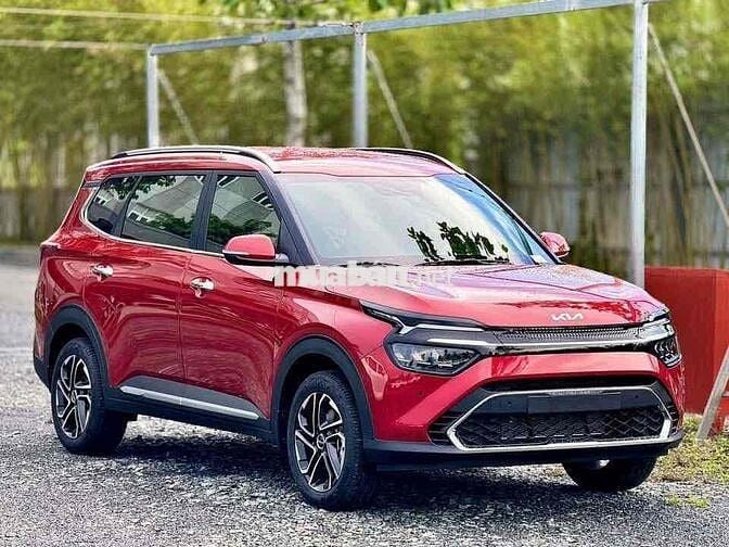 Carens Luxury 7 chỗ đẹp, tiện nghi gầm cao giá mềm