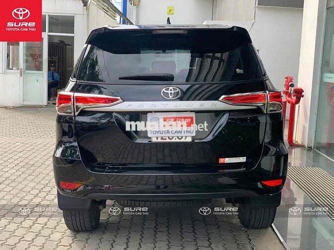 Toyota Fortuner 2018 2.4G 4x2 MT - siêu cọp
