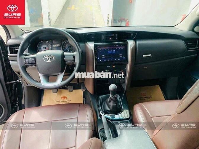 Toyota Fortuner 2018 2.4G 4x2 MT - siêu cọp