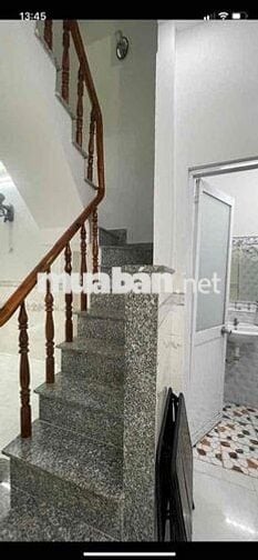 nhà trệt lầu 2pn 2wc hẻm xe tải