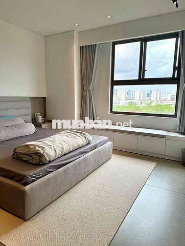 Căn hộ cao cấp 1 phòng ngủ CMT8 quận 3 full nội thất ở liền giá tốt !