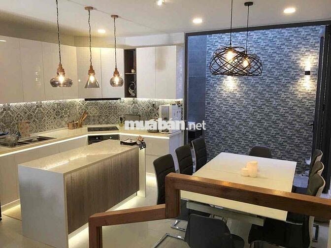 🍀Nhà cho thuê góc 2MTKD vi trí đẹp. Tên Lửa. BTân