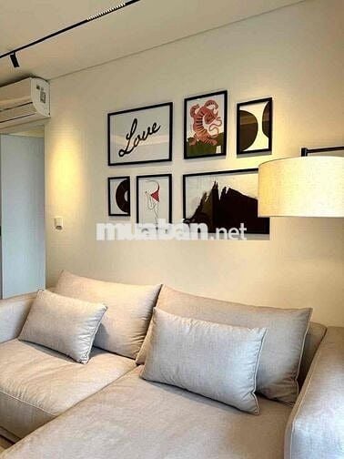Căn hộ cao cấp 1 phòng ngủ CMT8 quận 3 full nội thất ở liền giá tốt !