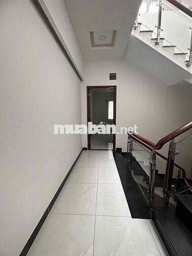 Cho thuê nhà đg số 7A khu tên lửa 4*20 có nội thất cơ bản giá 20tr
