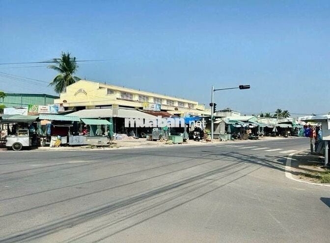 Nhượng 315m2 đất có 305m2 thổ, Phước Thạnh – Giá 770tr – gần QL22 500M