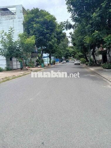 Cần sang nhanh lô đất 137,5 m2 khu dân cư Phước Kiển Giá Ngộp