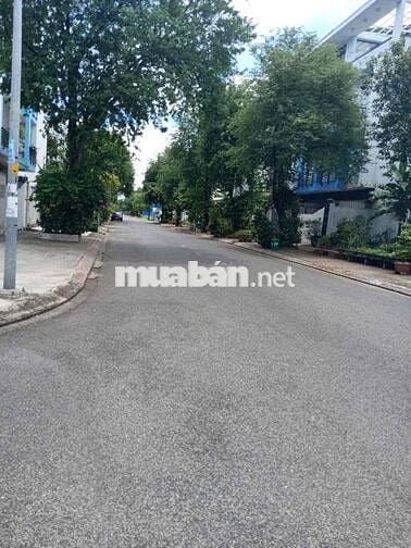 Cần sang nhanh lô đất 137,5 m2 khu dân cư Phước Kiển Giá Ngộp
