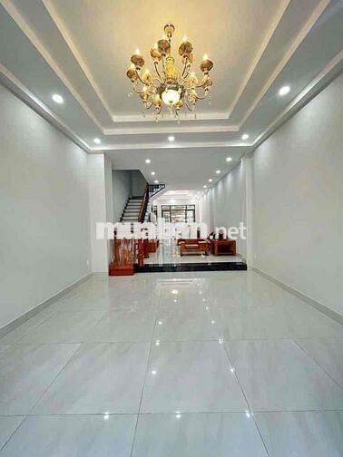 Cho thuê căn góc 2 mặt tiền đg số 13 khu tên lửa gần Aeon mall