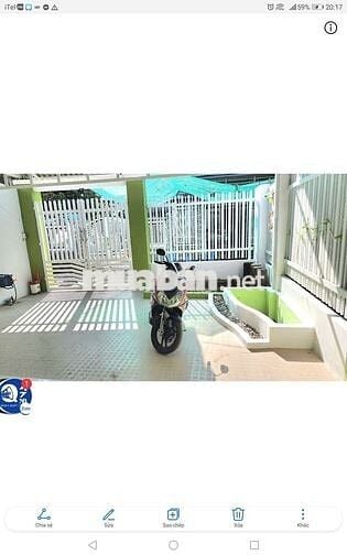BÁN NHÀ MỚI ĐẸP CẤP 4 CÓ GÁC 105M2 3PN HẺM XE HƠI 4M GẦN KHO C