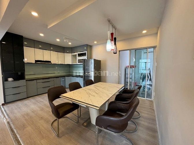 Bán CHCC Hoàng Anh River View Q 2 (157m,4pn giá 9,6 ty) Giá Cực Sốc